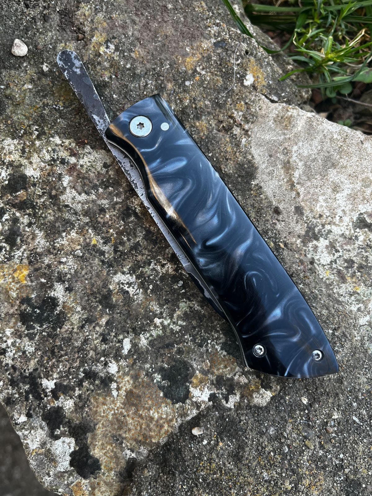 Bonsmara friction folder side view