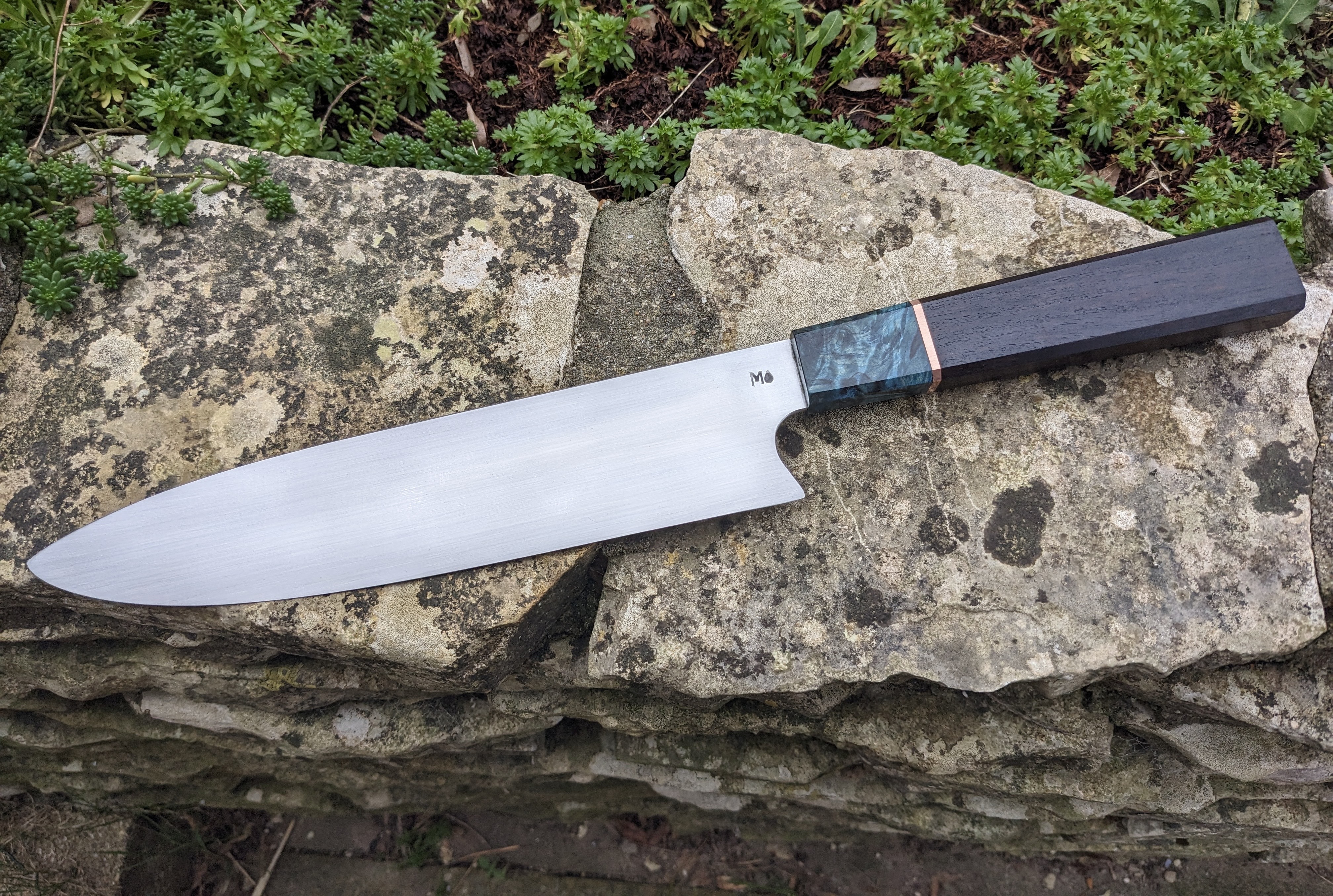 SF100 gyuto with leadwood handle